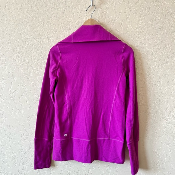 Lululemon Zippered Workout Jacket Size 6 - Picture 6 of 7